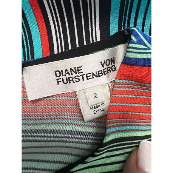 Diane von Furstenberg Women's Striped Knee Length Dress Size 2 Multicolor - Picture 8 of 9